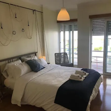 Silver Coast Luxury Suites - On The Beach